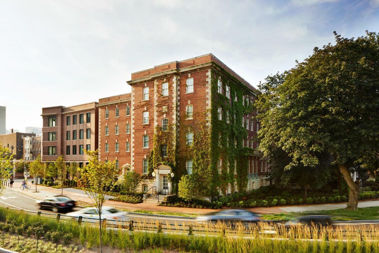 The Whitney Hotel Boston Exterior foto The former St. Joseph's Hospital, now the St. Joseph's Centre