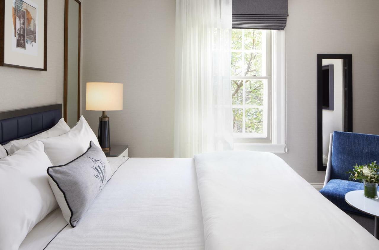 The Whitney Hotel Boston Exterior foto A bedroom at the hotel