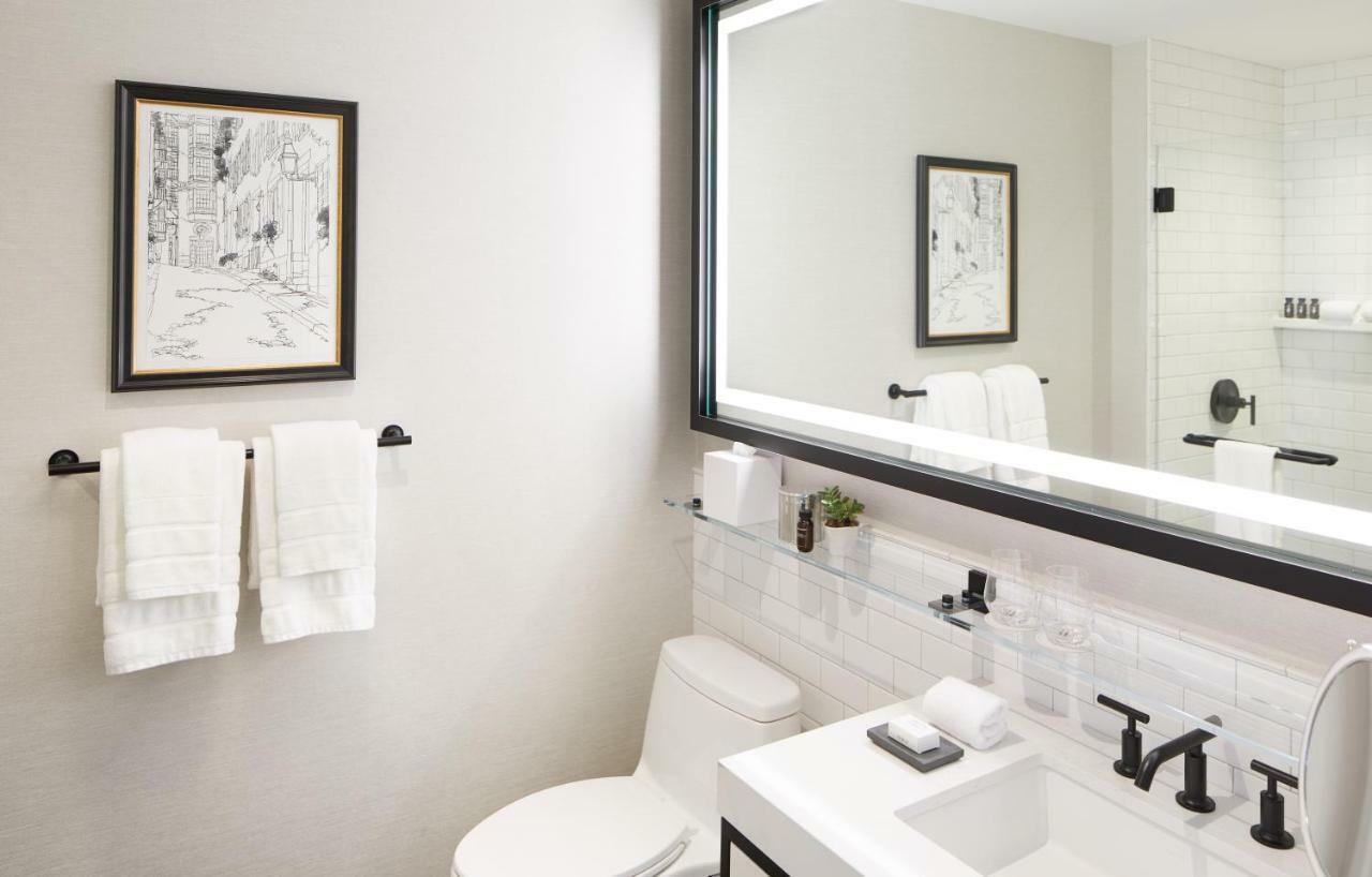 The Whitney Hotel Boston Exterior foto Bathroom